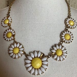 Vintage Daisy Flower Beaded Statement  Necklace